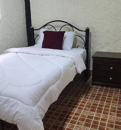 Cozy Nest Cnx Pansiyon Chiang Mai Dış mekan fotoğraf